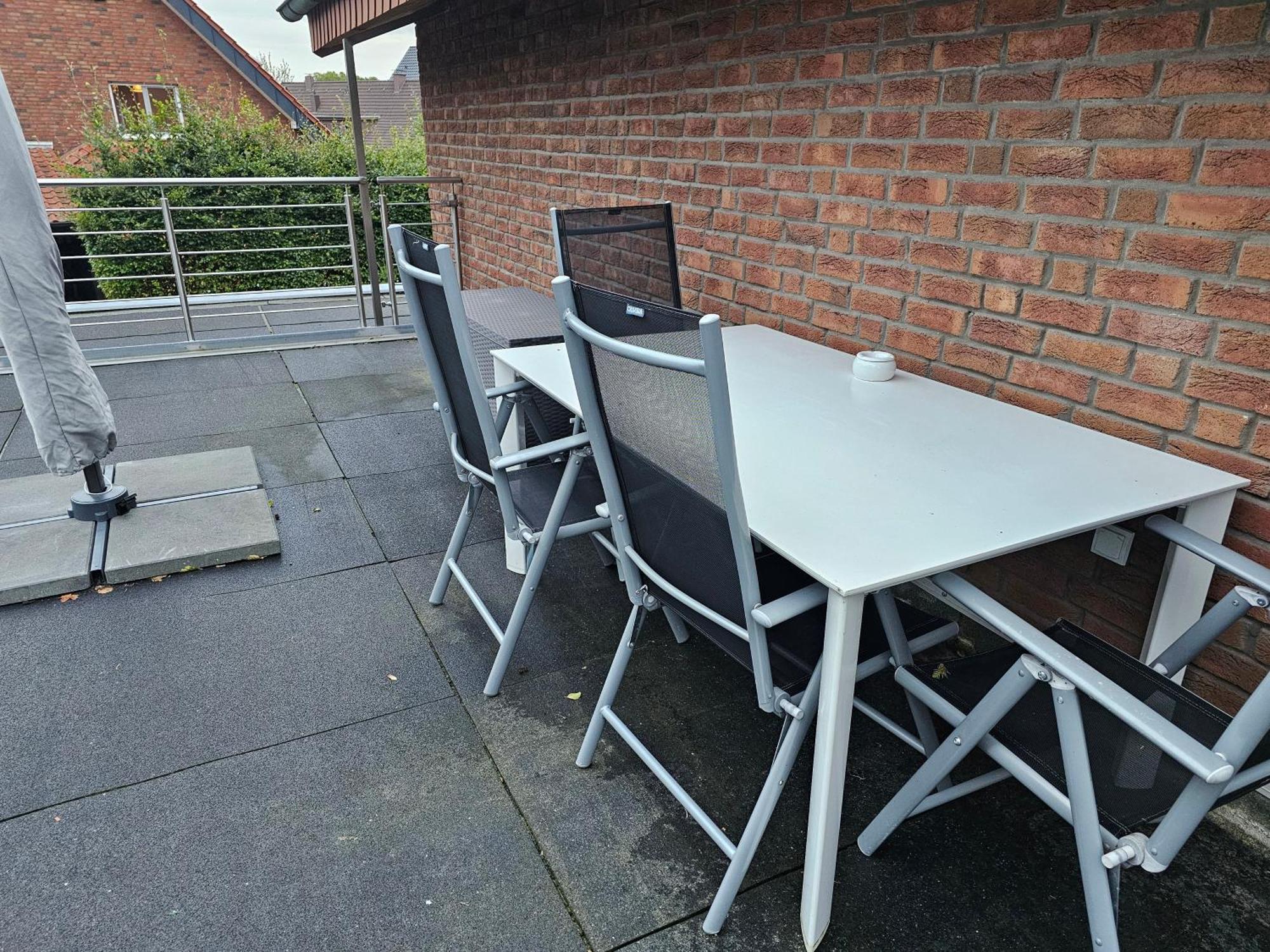 Kratzert 1-2 Schlafzimmer Appartement